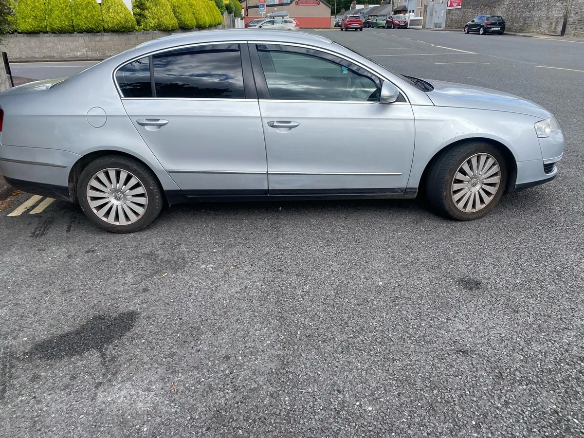 Volkswagen Passat Highline Plus - Image 4