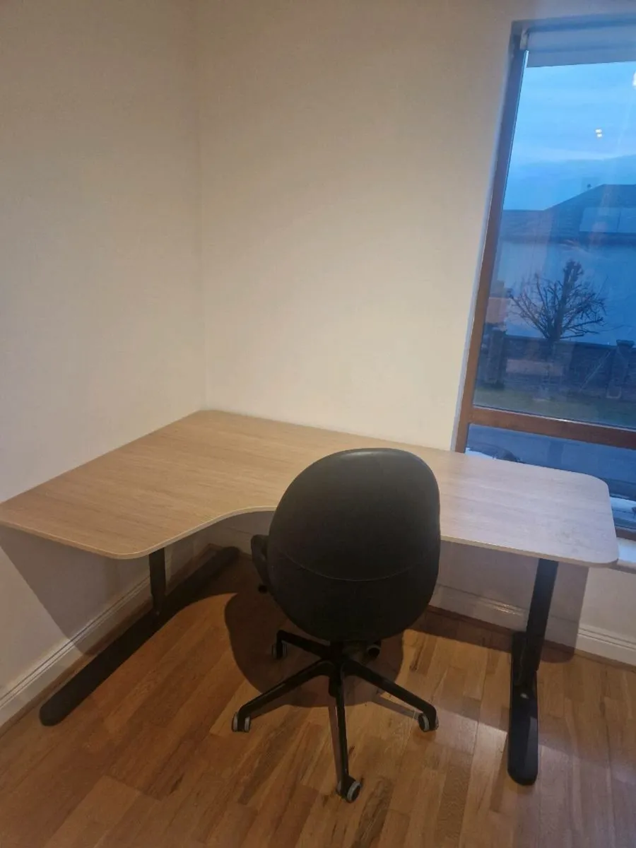 Desk and chair - Image 2