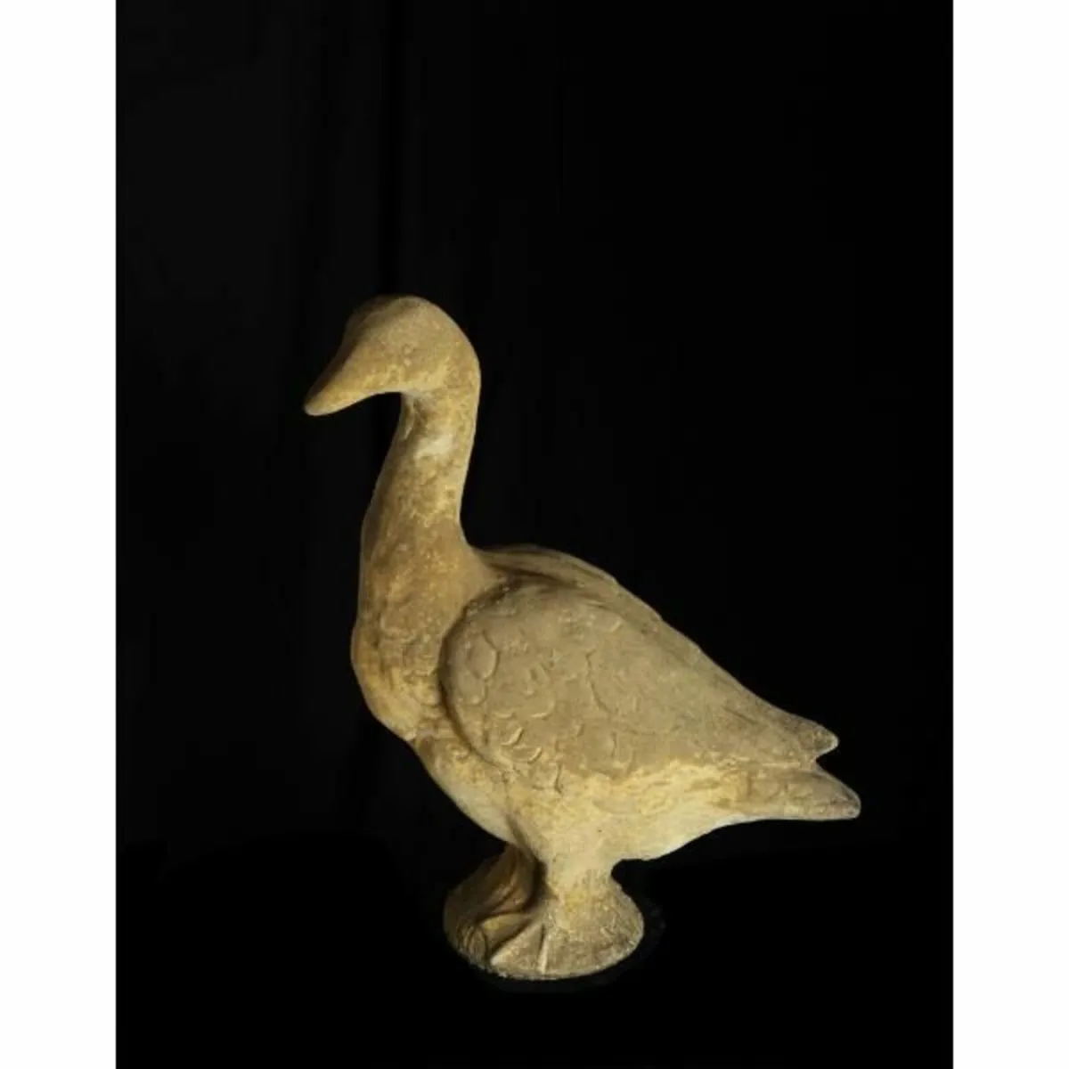 Goose EG032 - Image 2