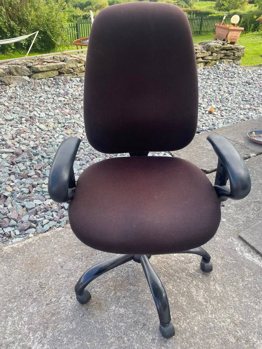 Office Chair - Image 1
