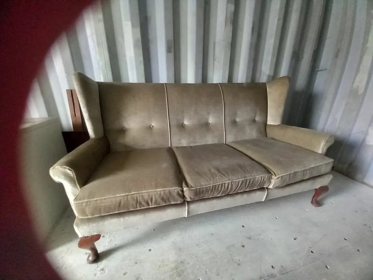 Sofa and Two matching chairs [3 piece suite] - Image 1