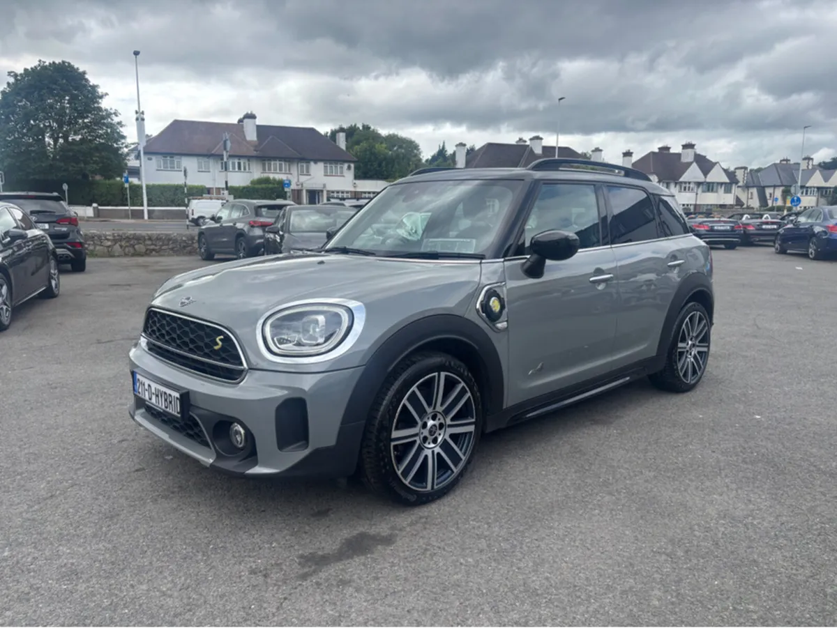 Mini Countryman C-MAN E ALL4 EXCLUSIVE - Image 2