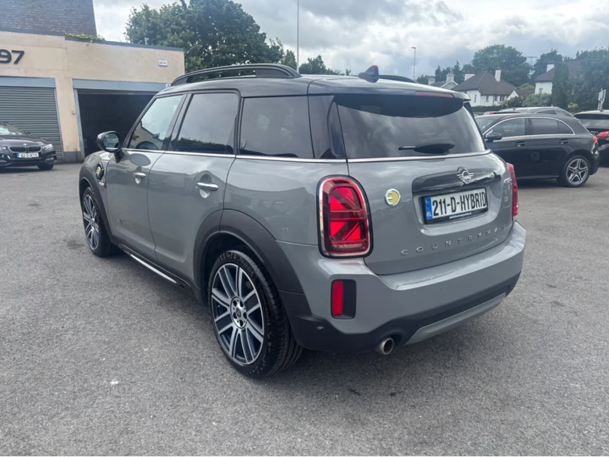 Mini Countryman C-MAN E ALL4 EXCLUSIVE - Image 3