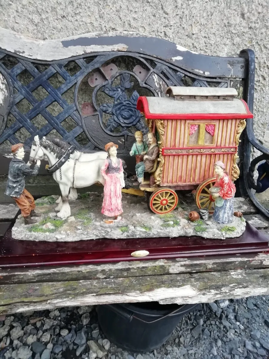 Gypsy wagon ornament - Image 1