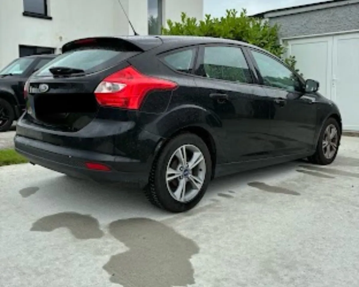 142 Ford Focus - Image 2