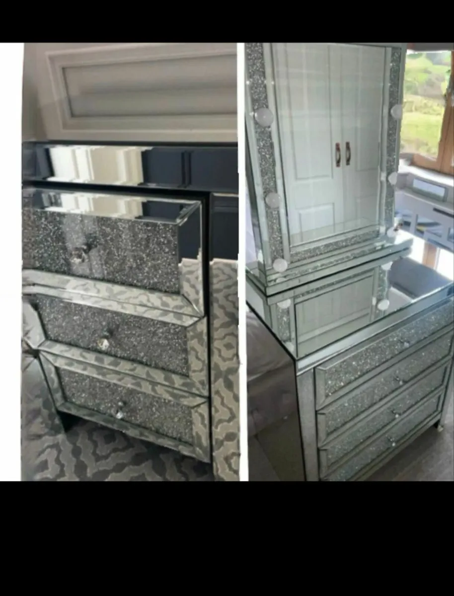 3 piece mirrored furniture