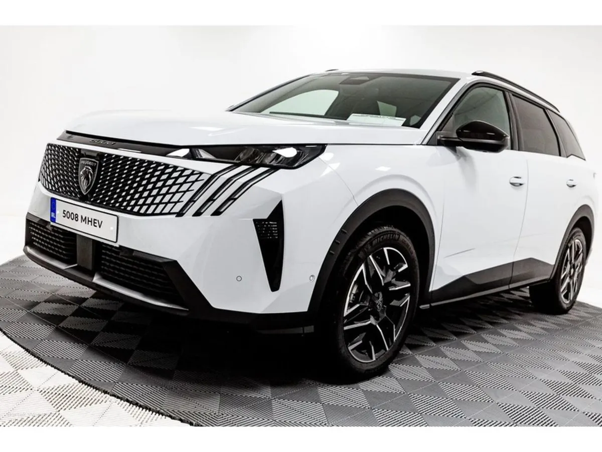 Peugeot 5008 Allure Hybrid Automatic - Image 3
