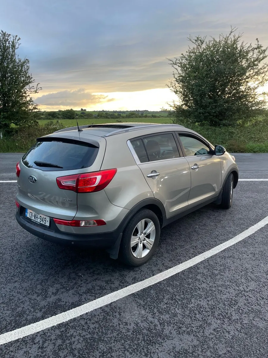2013 Kia Sportage - Image 2