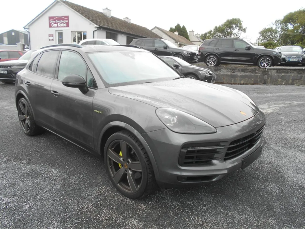 Porsche Cayenne V6 Platinum ED E-hybrid - Image 1