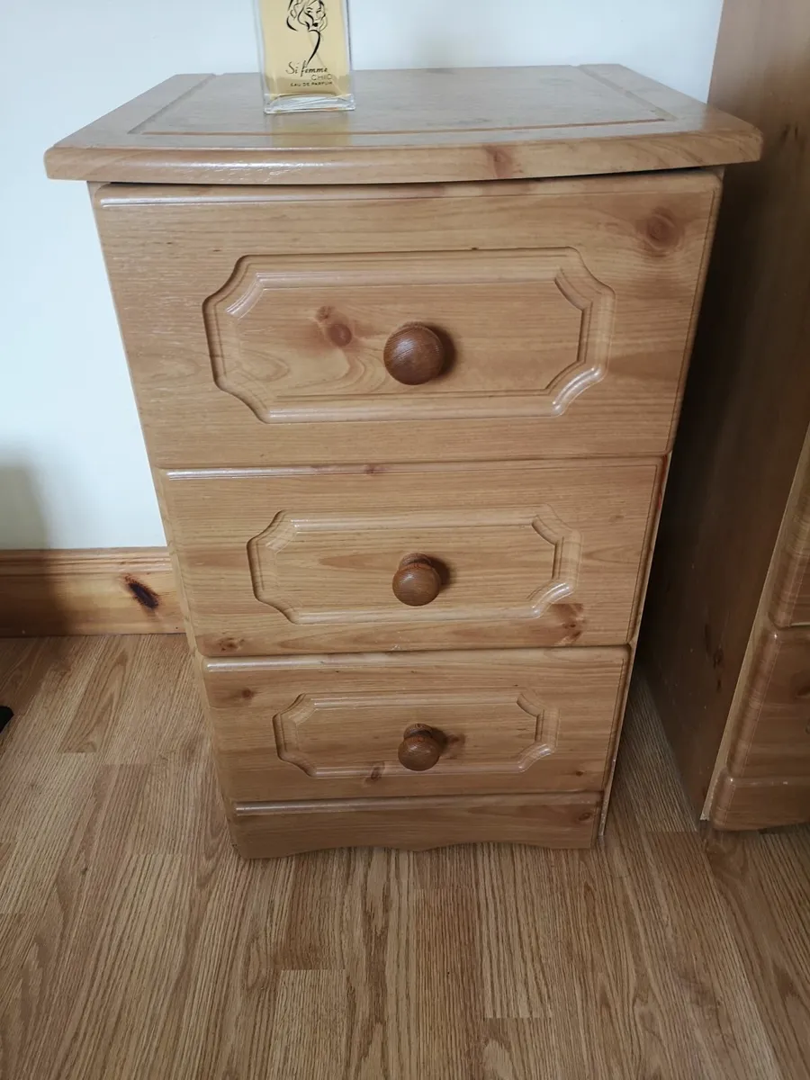 Furniture - sofa, wardrobe, closet - Image 2