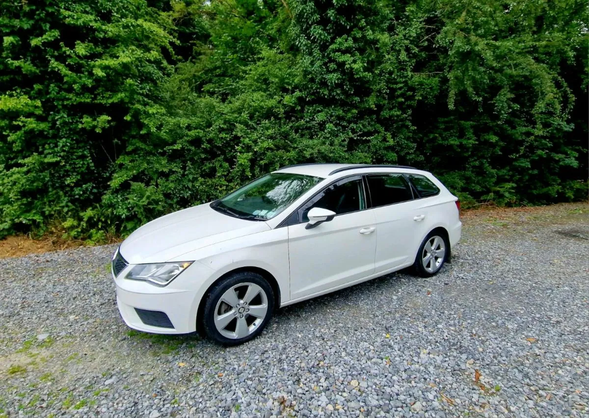 ✨️2018 SEAT LEON 1.6TDI ESTATE NCT+TAX🔵 - Image 4