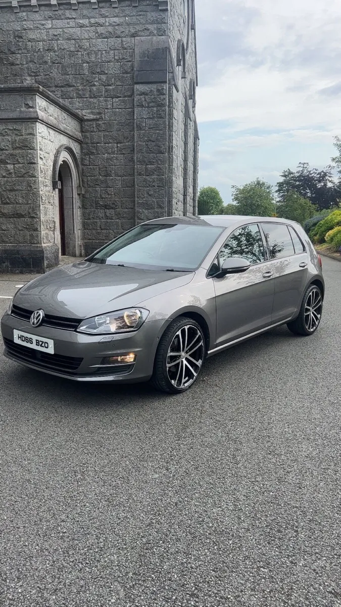 Volkswagen Golf Bluemotion Match - Image 1