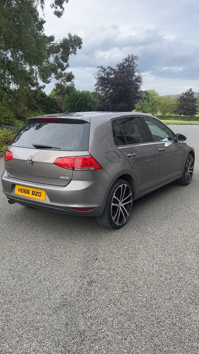 Volkswagen Golf Bluemotion Match - Image 3
