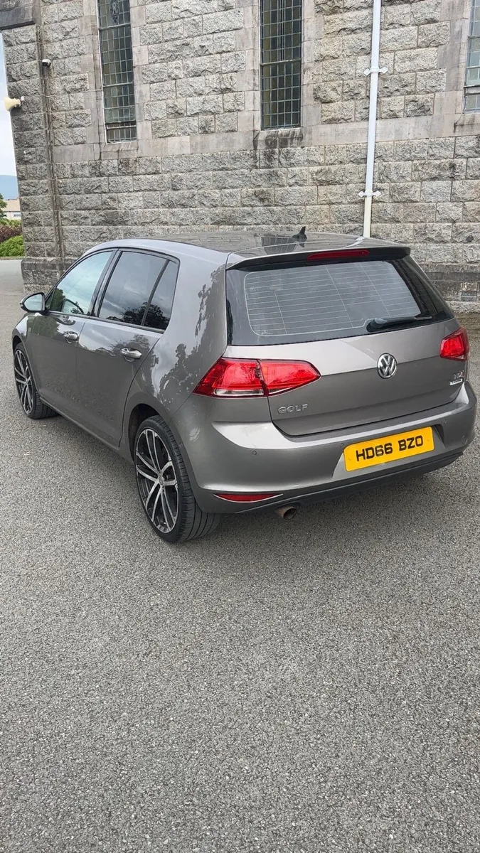Volkswagen Golf Bluemotion Match - Image 4