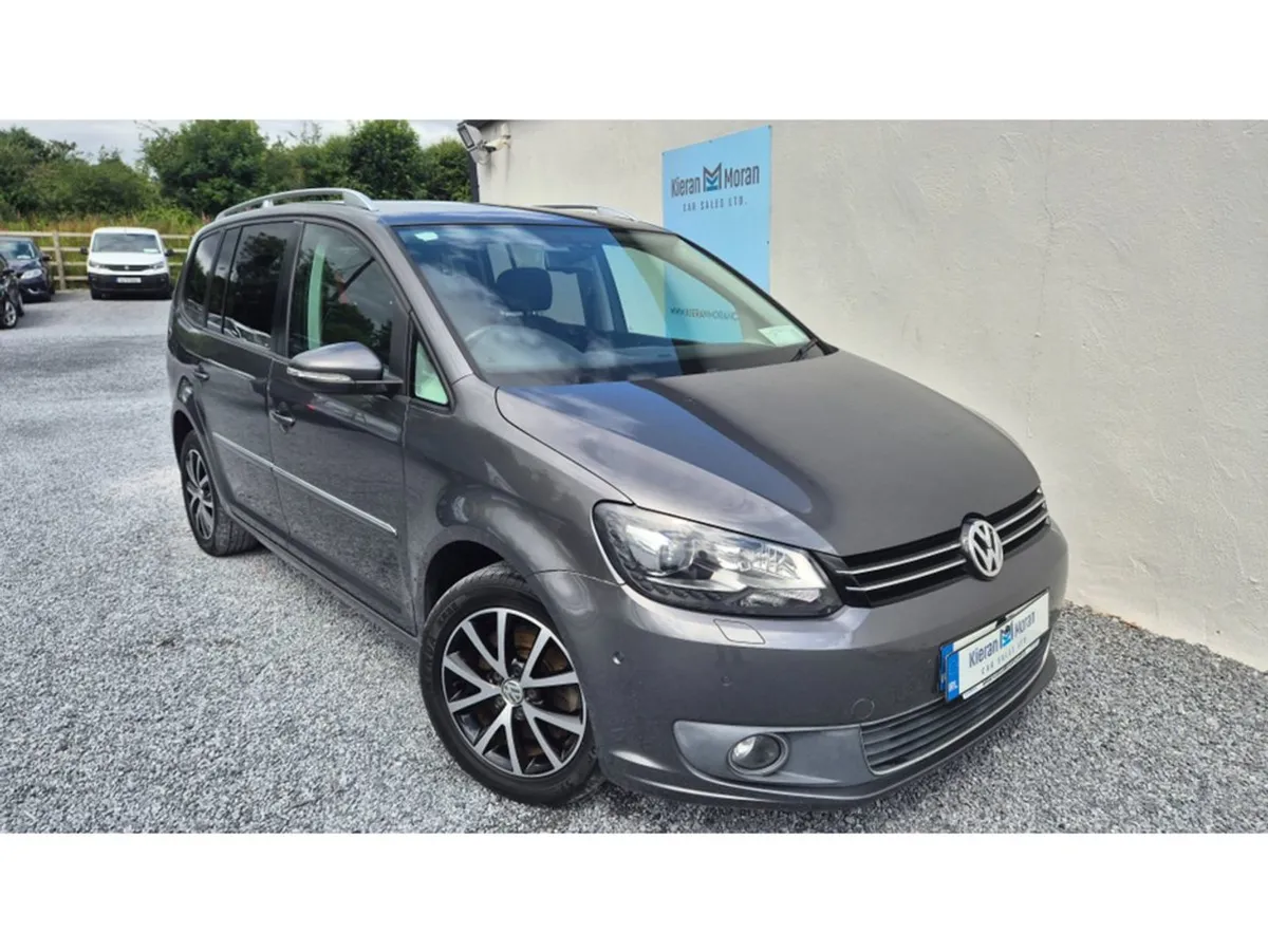 Volkswagen Touran Auto - Image 2