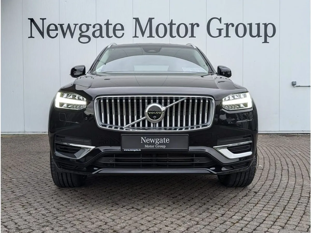 Volvo XC90 Recharge T8 Ultimate AWD - Image 2