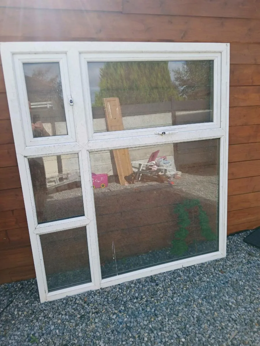 Window and door - Image 3