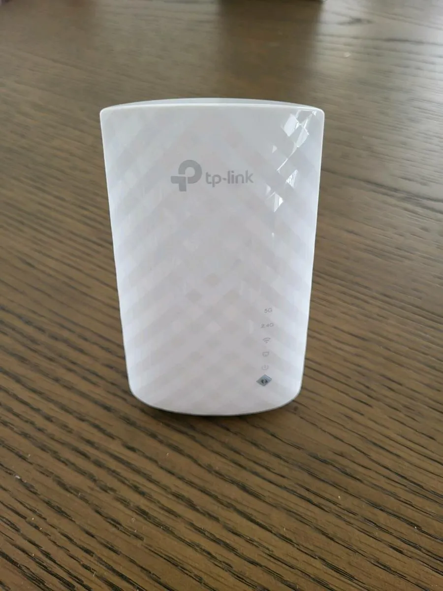 TP Link WiFi Range Extender - Image 1