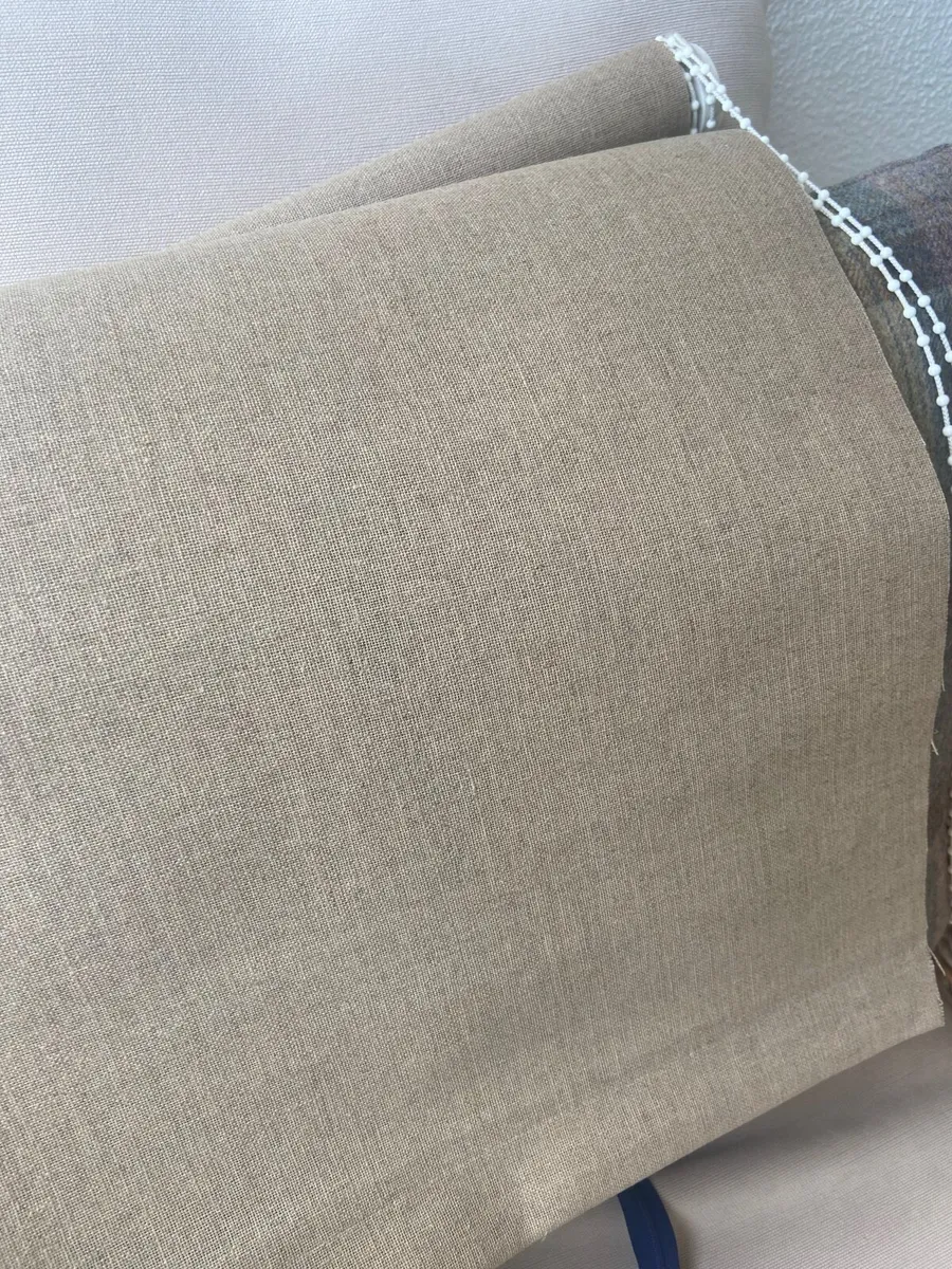 Linen effect roller blinds x 3 - Image 3