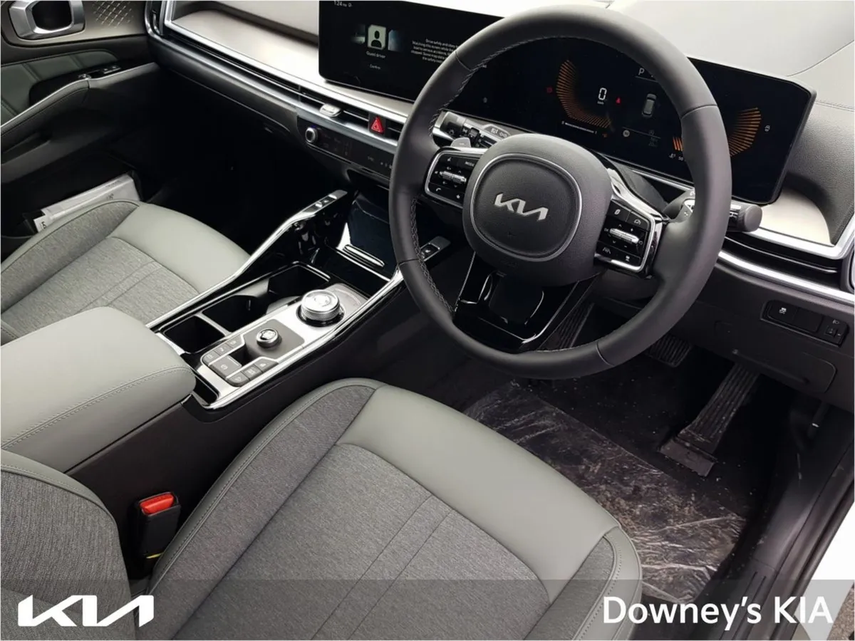 Kia Sorento Commercial 2.2 TD Automatic - Image 4