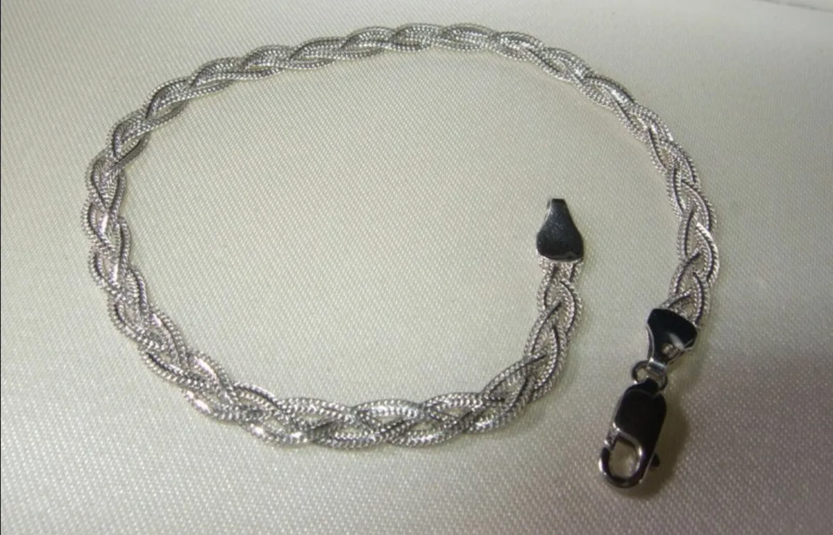 Vintage Hallmarked White Gold 'Weave' Bracelet - Image 2