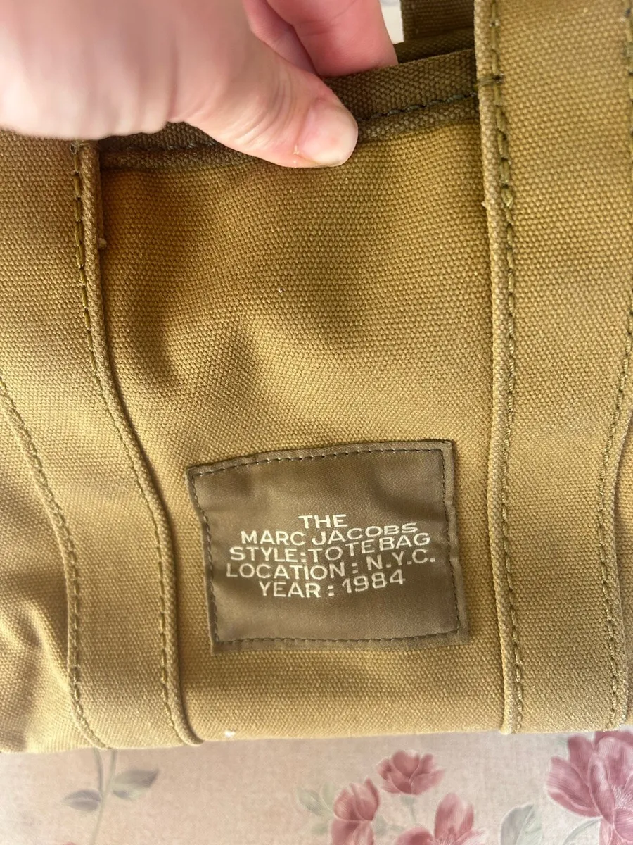 Marc Jacob’s - Image 3
