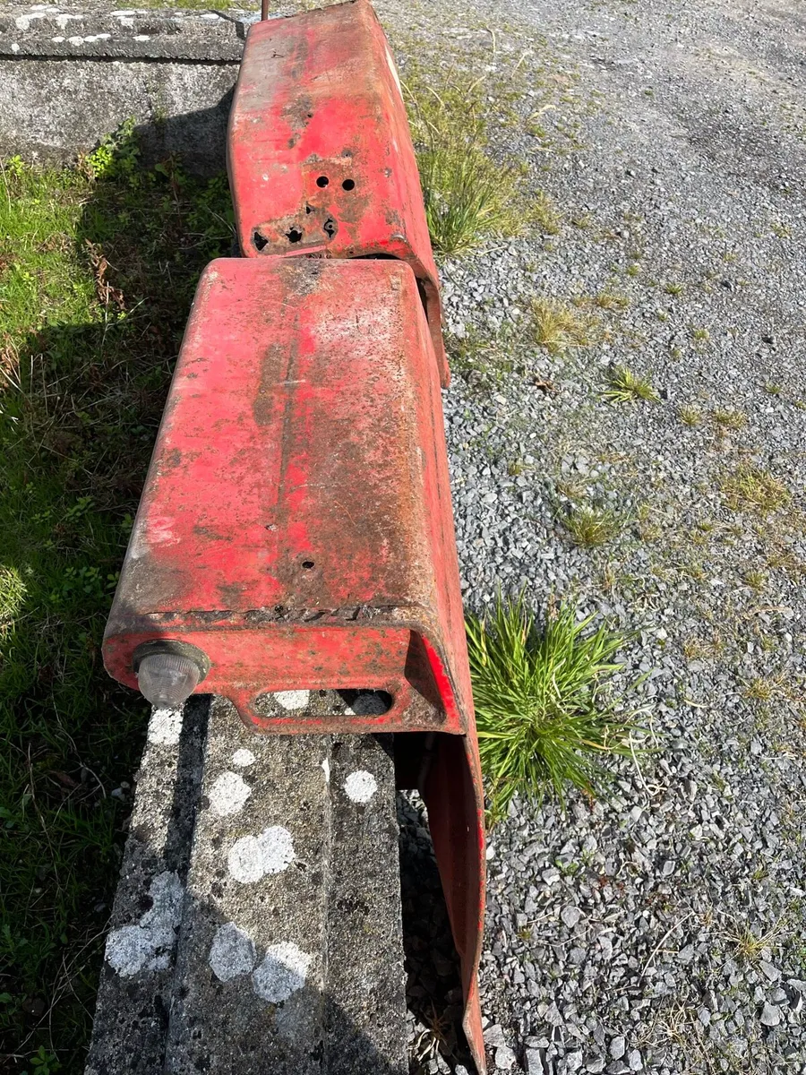 Massey 135 - Image 2