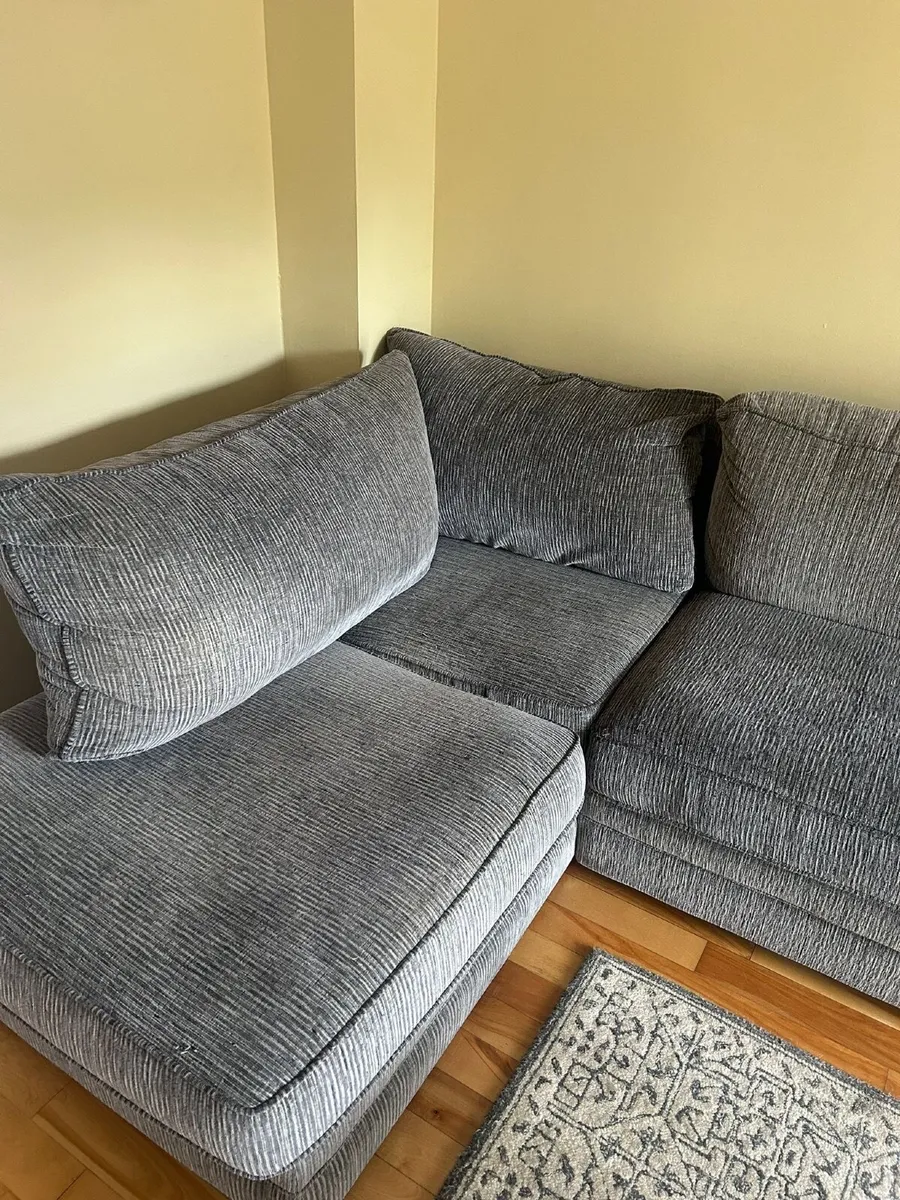 Corner sofa and recliner chair - Image 2