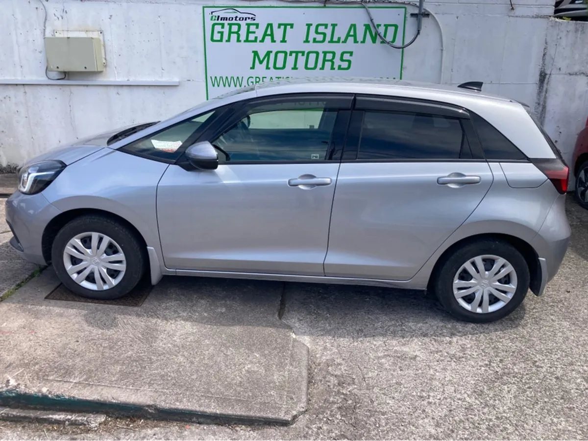 Honda Fit 1.5l 6AA GR3 5DR Auto - Image 4