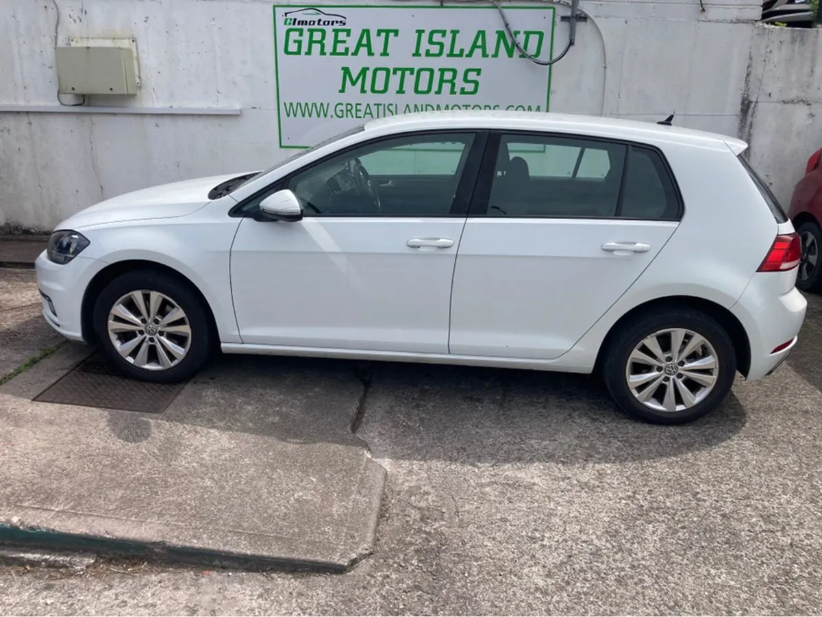 Volkswagen Golf Comfortline 1.6 TDI Manual 5speed - Image 2