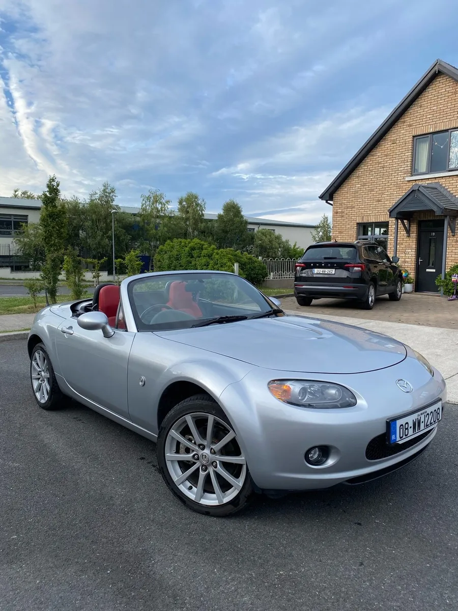 Mazda MX5 2.0i PRHT - Image 1