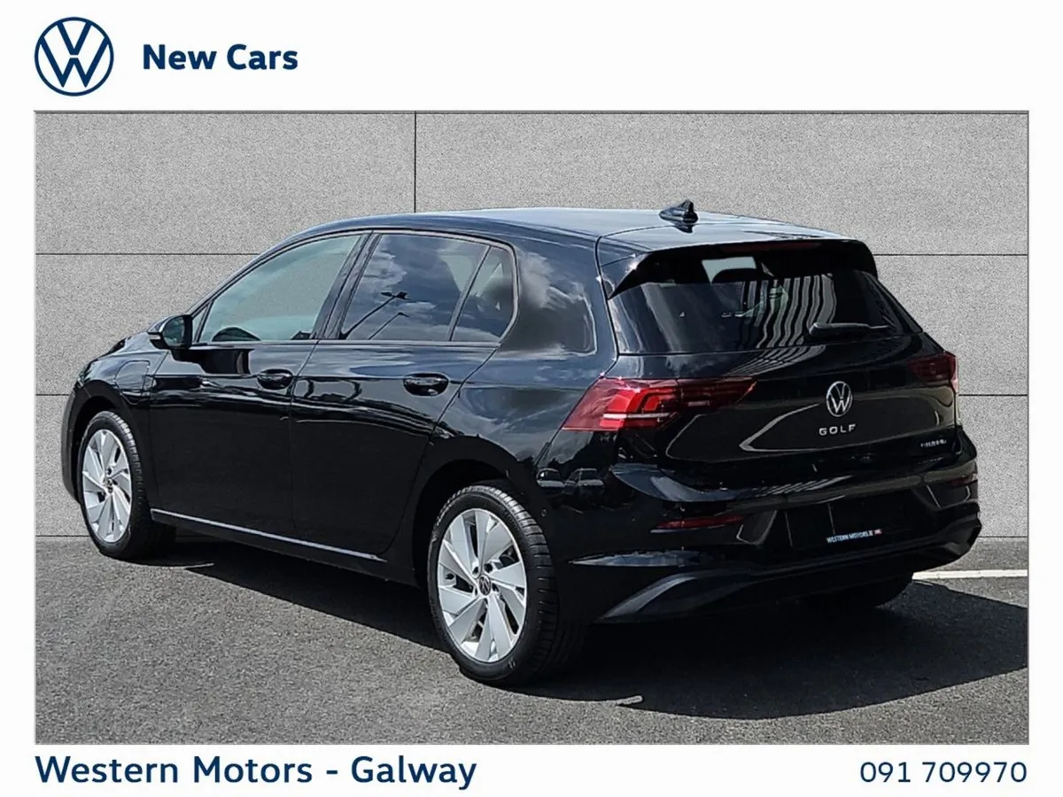 Volkswagen Golf Edition 75  Metallic Paint revers - Image 3