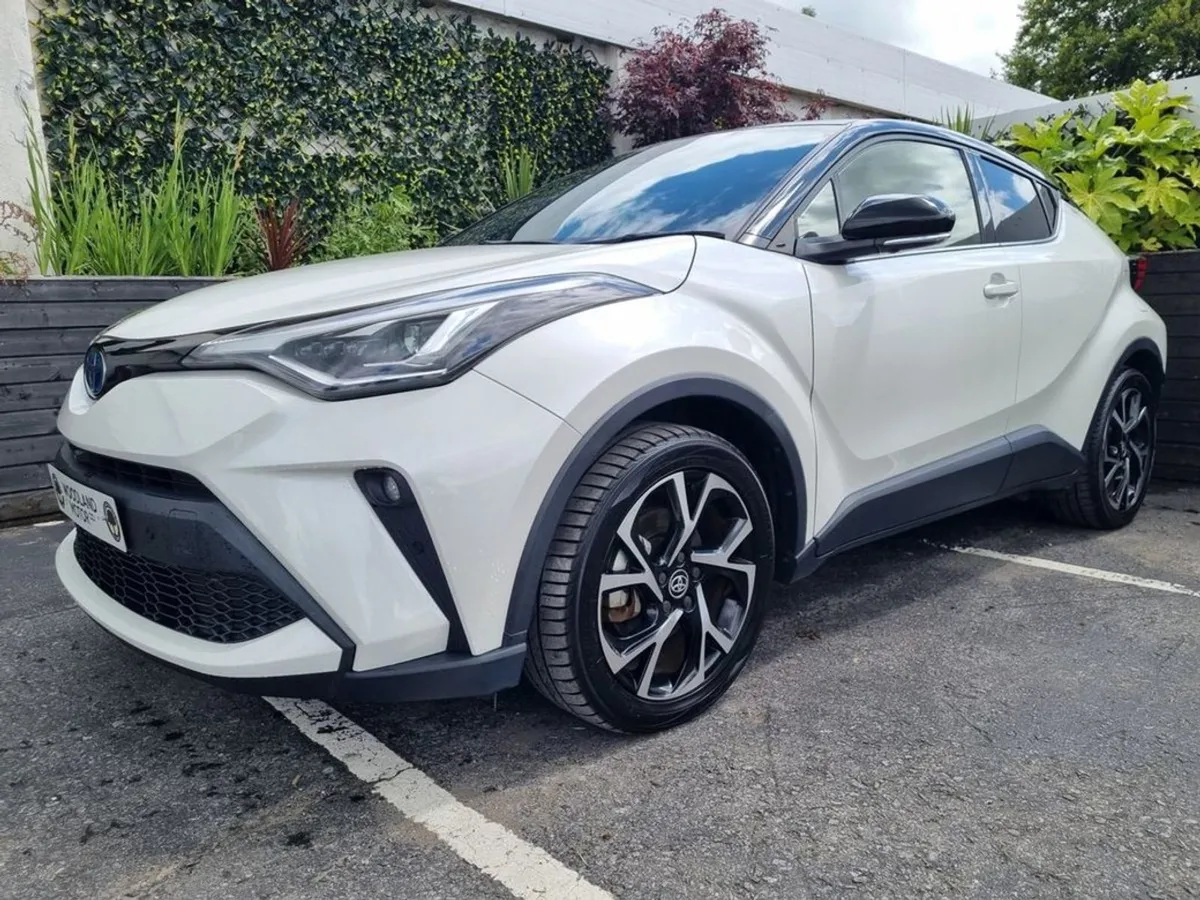 Toyota C-HR 1.8 Hybrid / SOL G-pack TOP Spec / Ta - Image 1