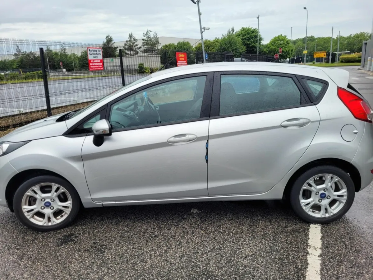 Ford Fiesta 2013 - Image 4