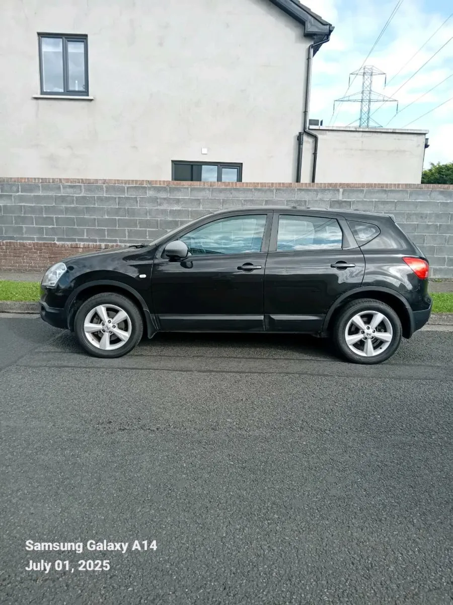 NISSAN QASHQAI 1.6 PETROL..TAXED & NEW NCT - Image 1