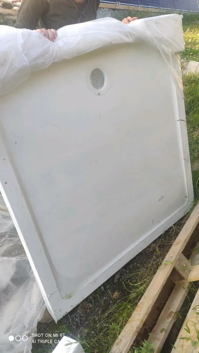 Shower tray - Image 2