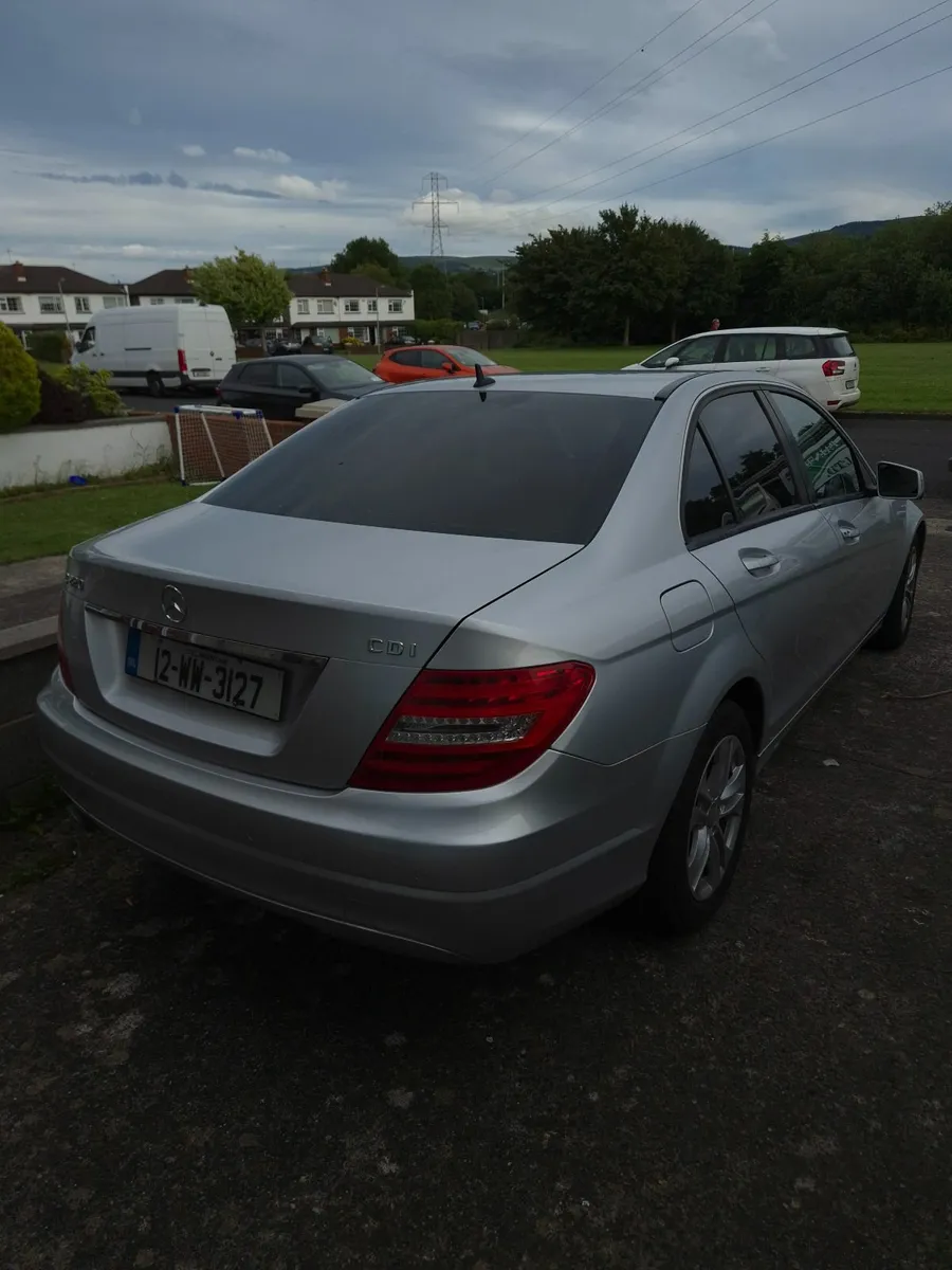 Mercedes-Benz C-Class 2012 - Image 4