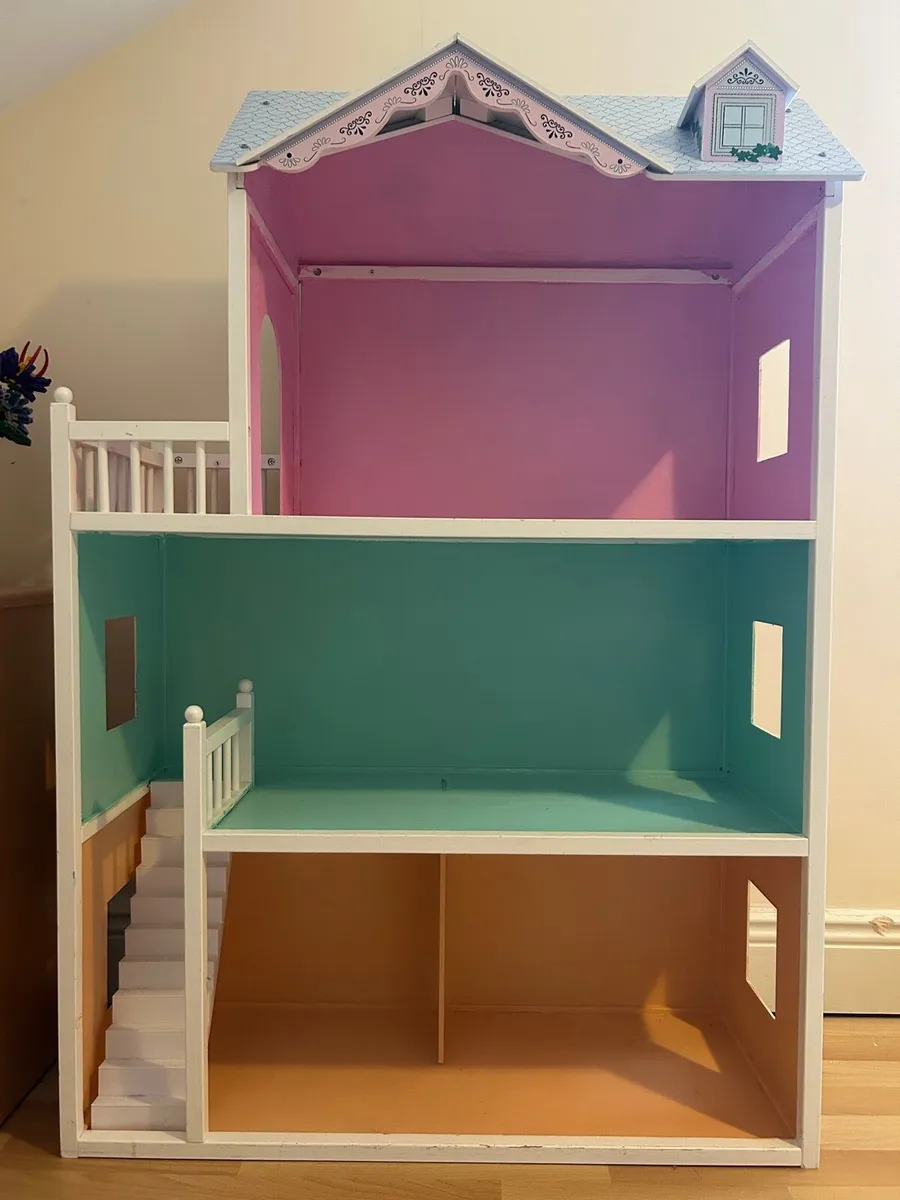 Doll house - Image 1