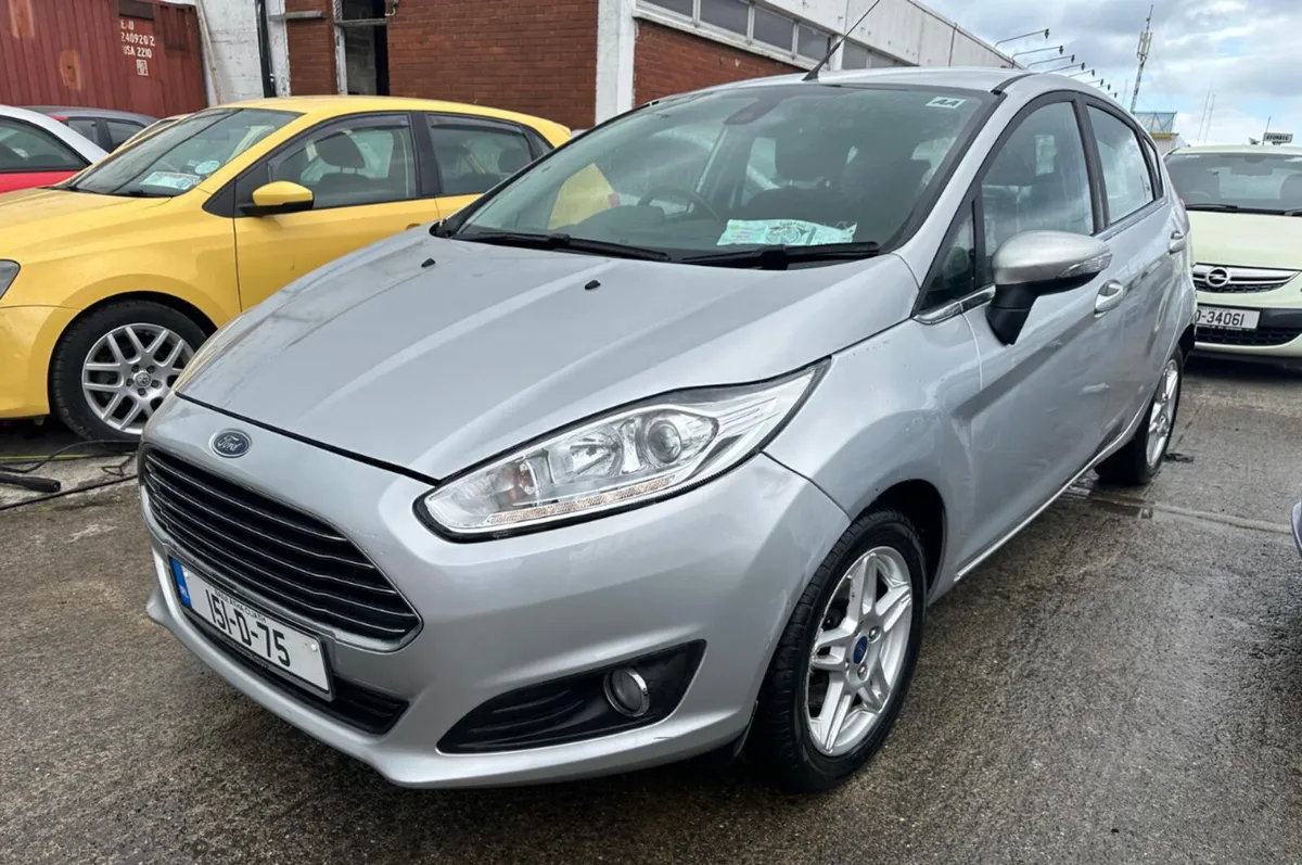 Ford Fiesta 2015 Automatic/ New Nct/ warranty. - Image 2