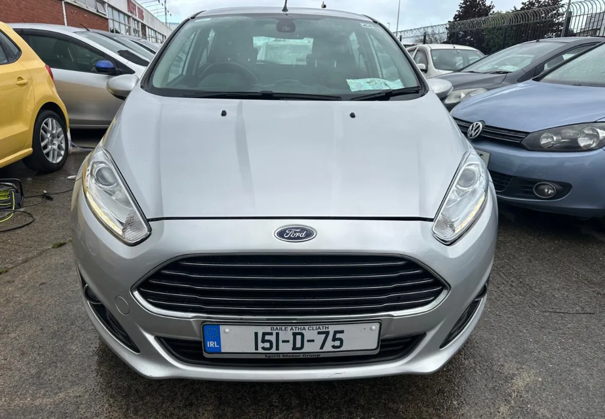 Ford Fiesta 2015 Automatic/ New Nct/ warranty. - Image 3