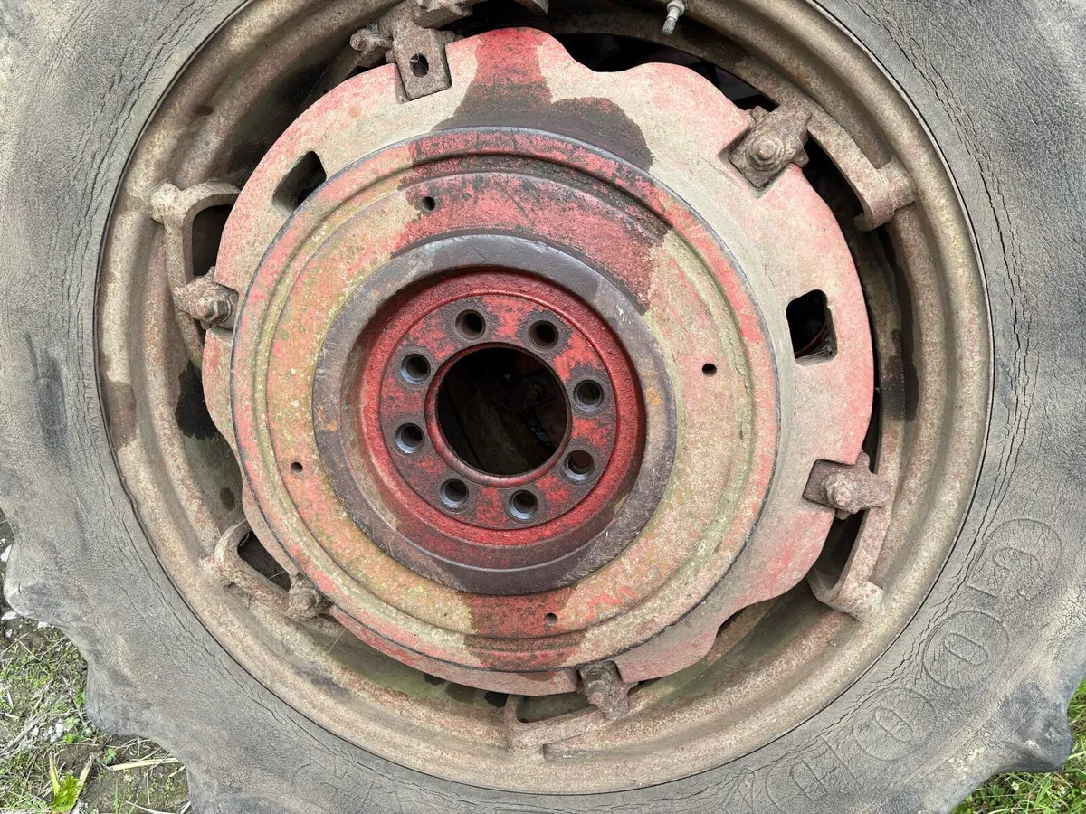 Massey Ferguson pavt wheels - Image 2