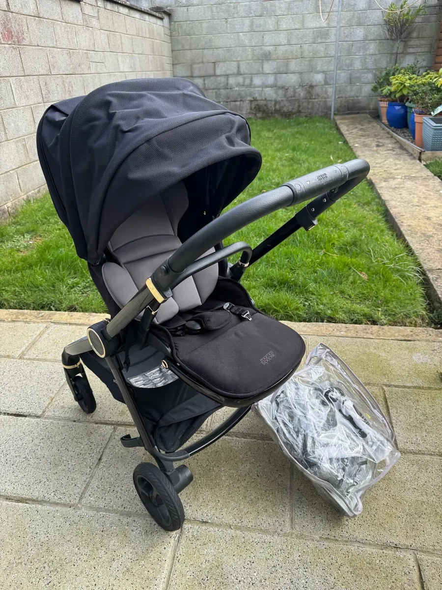 Mamas and papas Black diamond pushchair - Image 4