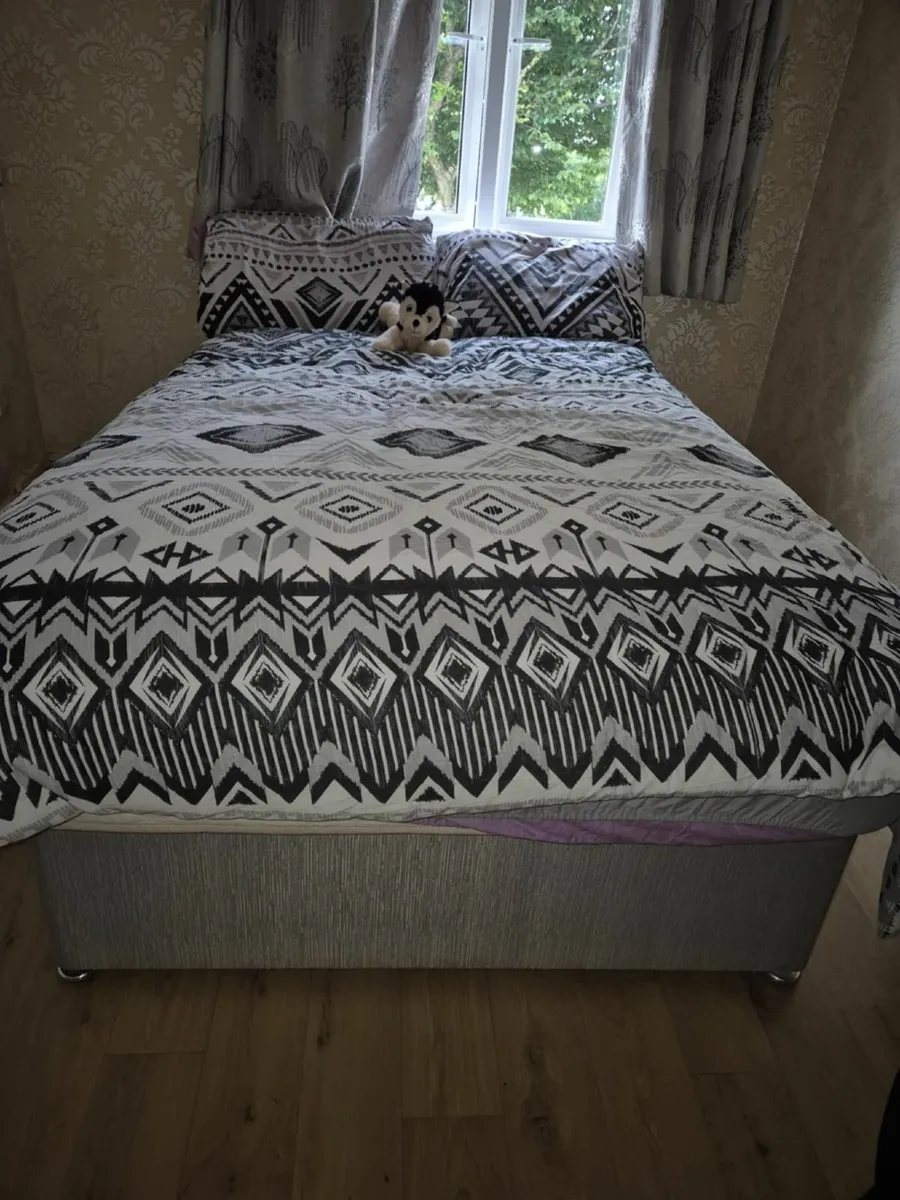 Two beds free, in good condition - Image 1