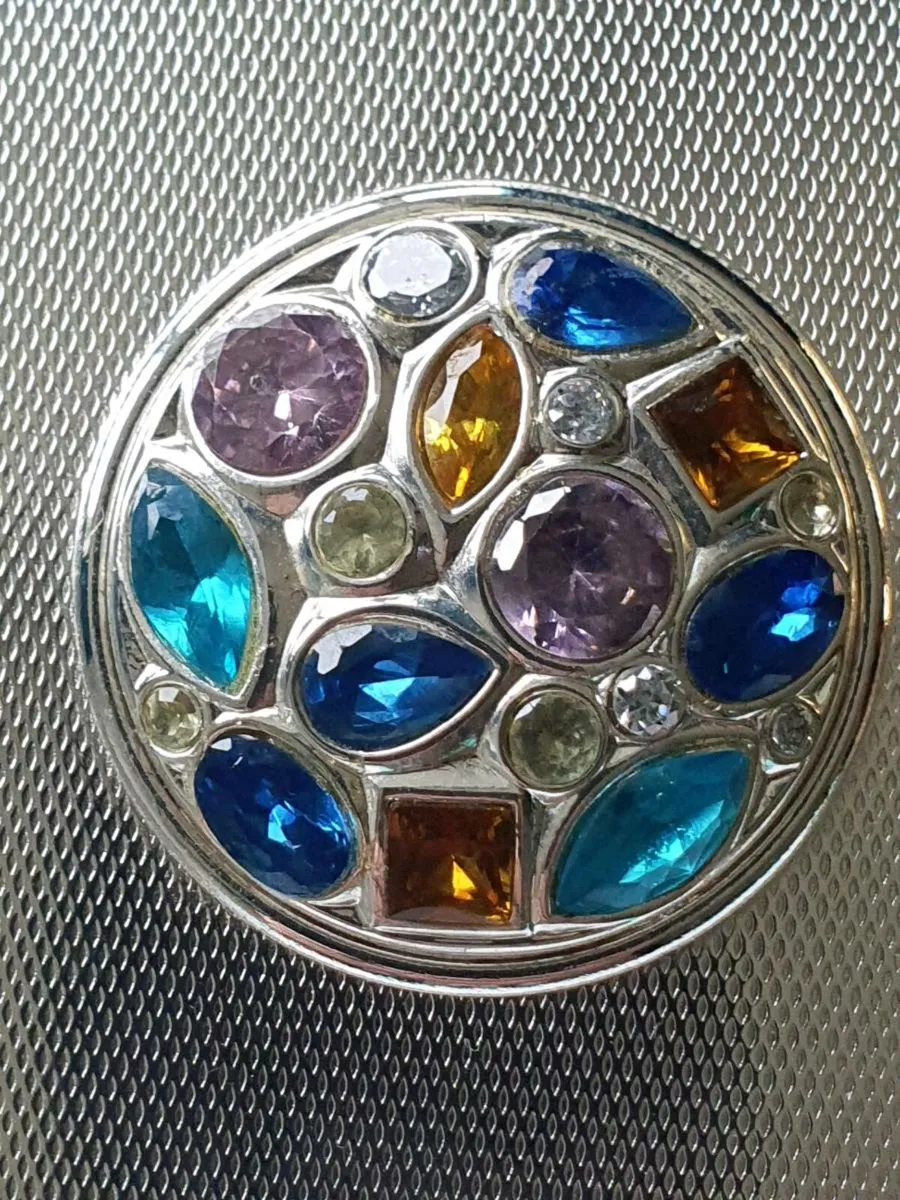 Vintage 'Stratton' Compacts - Image 2