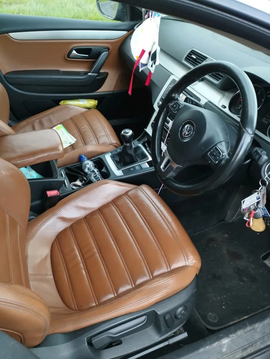 Volkswagen Passat CC 2011  **High Soec** - Image 2