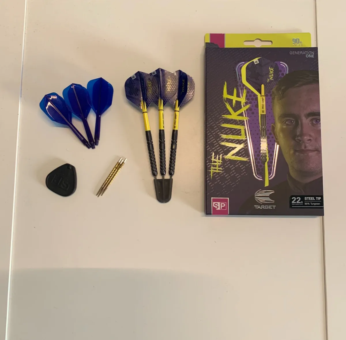 Darts - Image 1