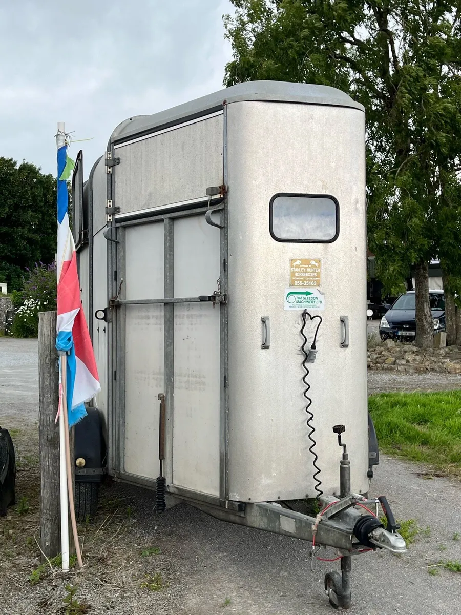 Hunter trailer - Image 1