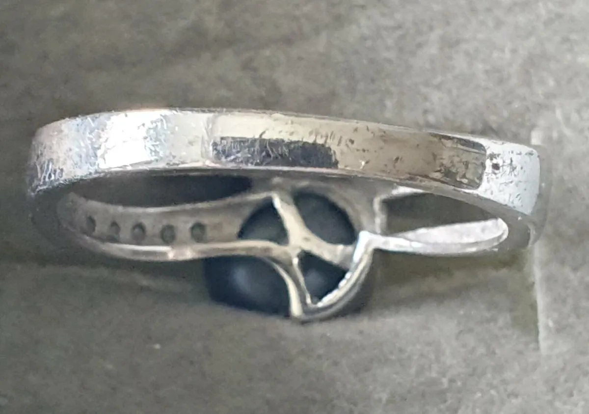 925 Silver. Peacock Pearl & Crystal Ring (O) - Image 3