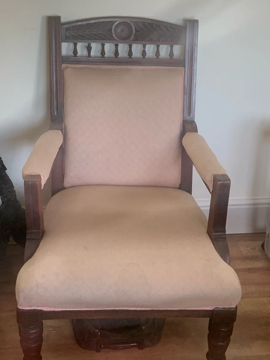 Armchair - Image 1