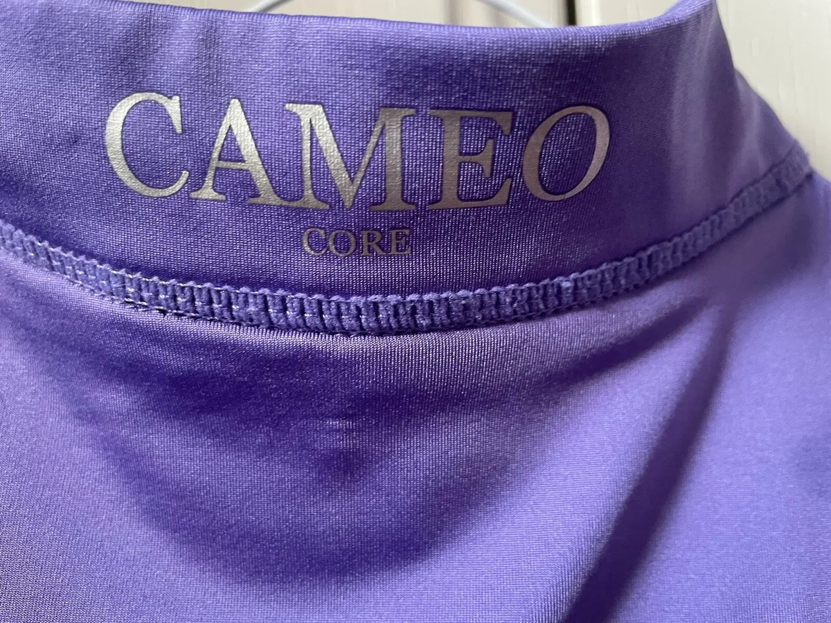 Cameo equine base layer - Image 3